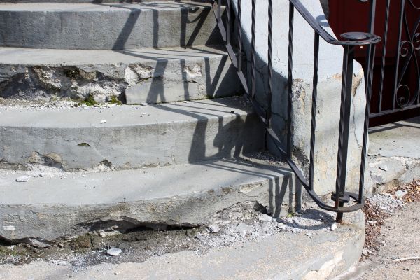 Cost of Cement Stairs Repair in Bloomington