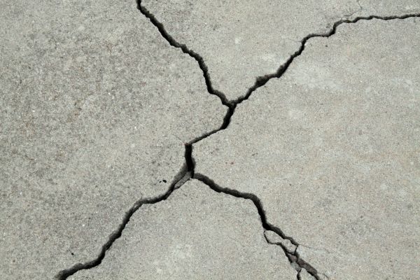 Cost of Cracked Concrete Repair in Bloomington
