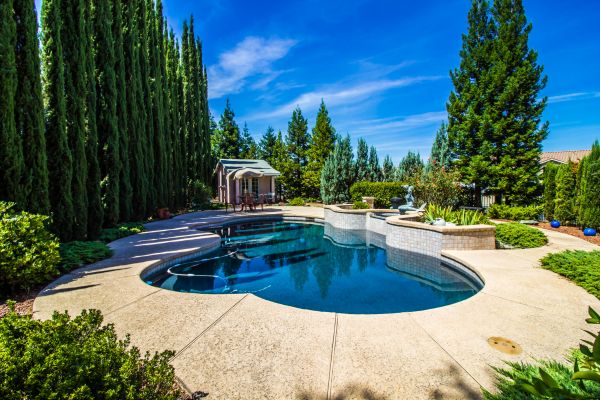 Cost of Pool Pavement Repair in Bloomington